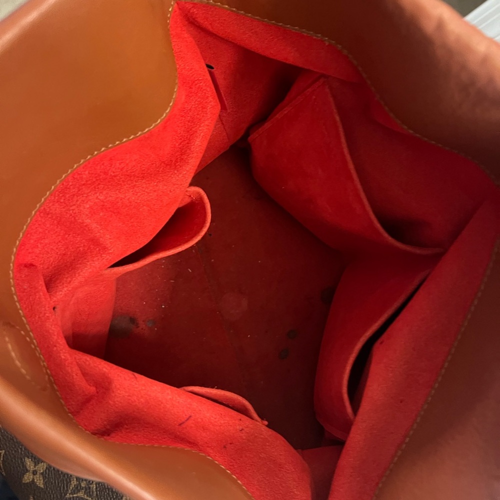 Authentic Lv - image 2